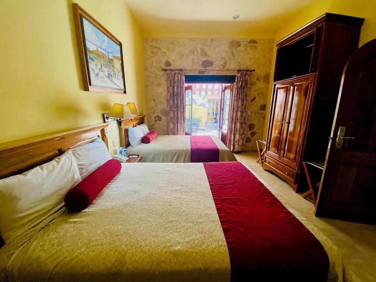 Cancun International Suites Экстерьер фото