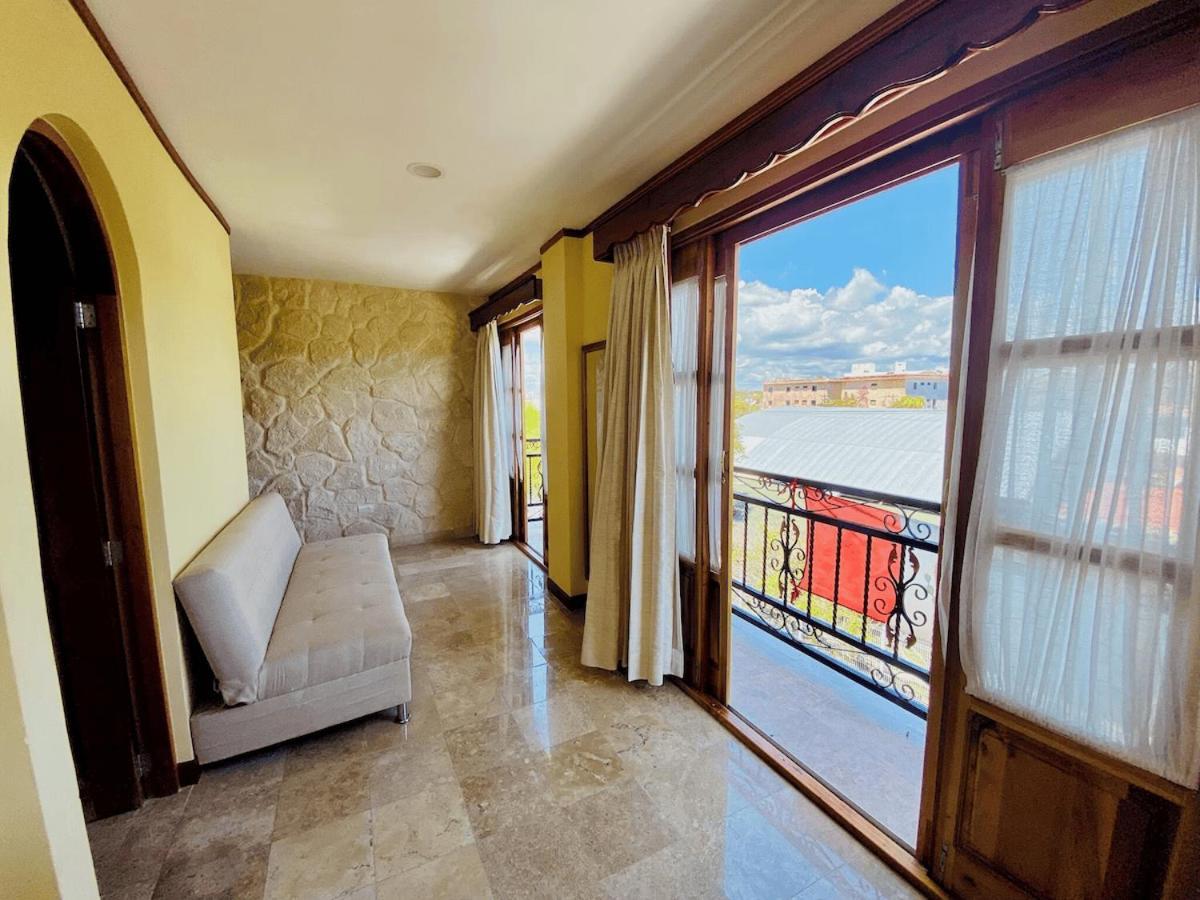 Cancun International Suites Экстерьер фото